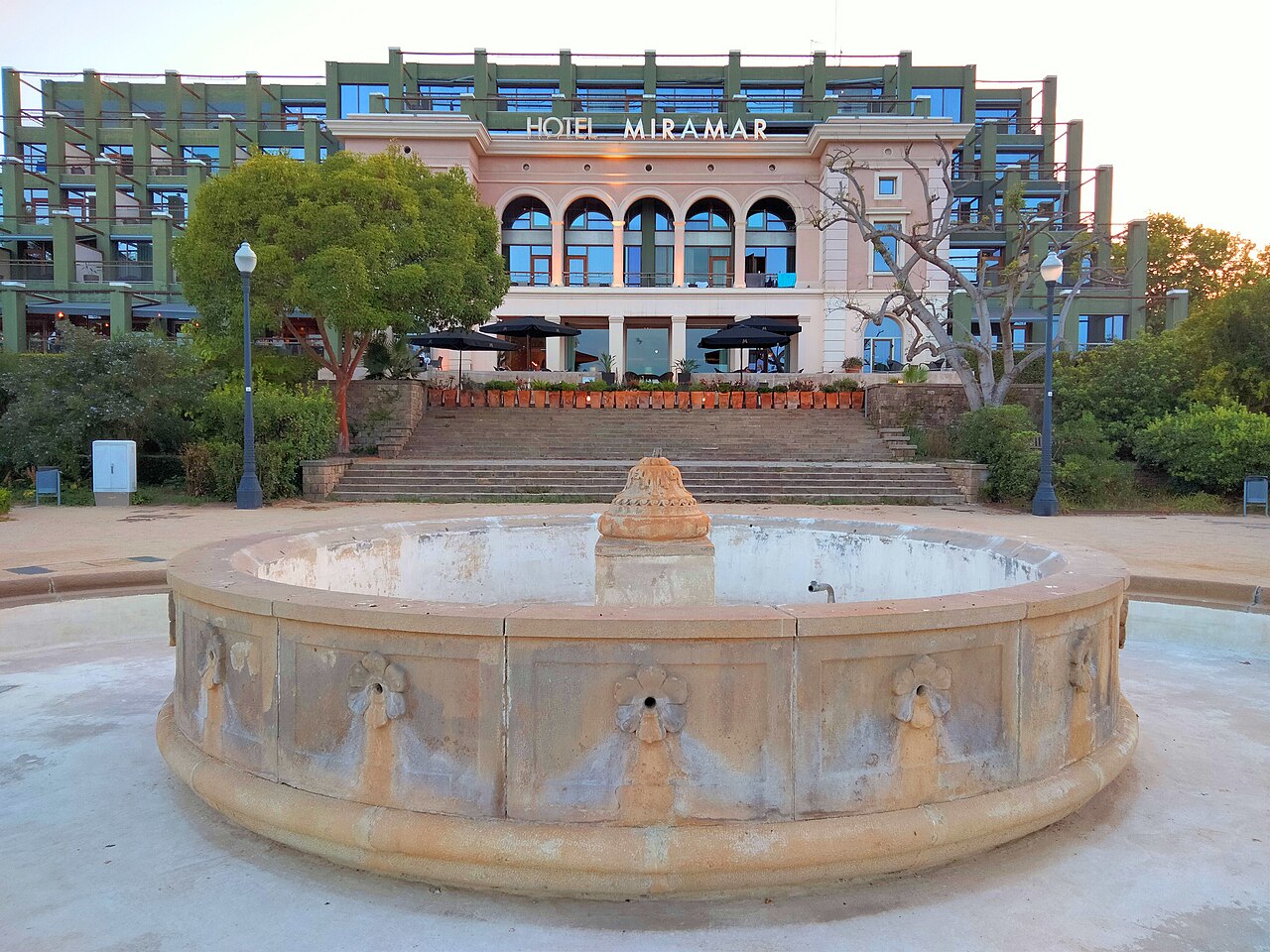 Jardines y terrazas de Miramar en la ladera de Montjuïc